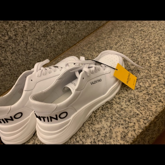 Men shoes - Picture 1 of 4